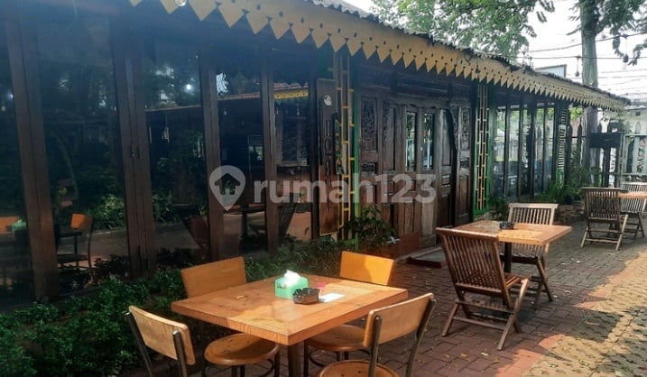 Restoran Ruang Usaha Luas 3539m2 SHM di Serpong Tangerang Selatan