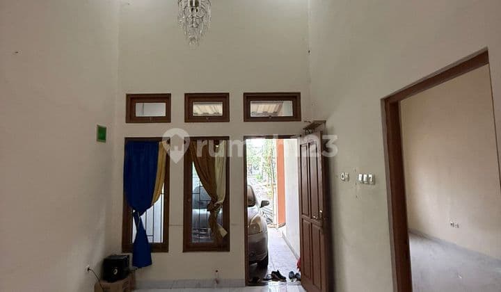 Rumah Bagus 2 Lantai di Komplek Kuricang Bintaro - Bebas Banjir & Siap Huni