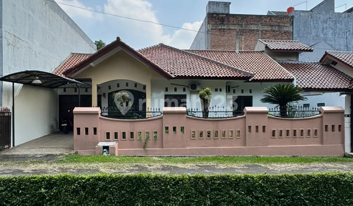 Disewakan Rumah Bagus Siap Huni Di Bintaro Sektor 3