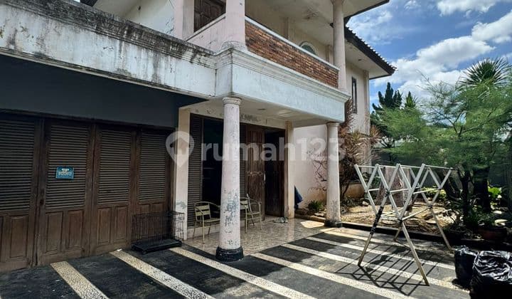 Dijual Rumah Hitung Tanah LT 373 M² di Sektor 1 Bintaro