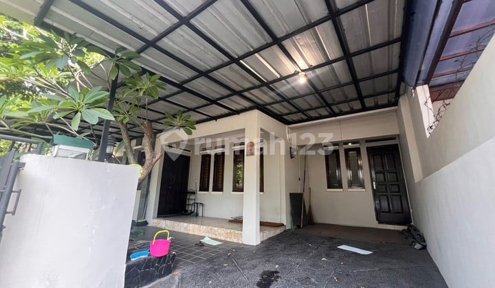 Dijual cepat rumah nyaman jauh dari kebisingan di Bintaro Jaya