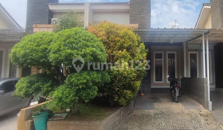 QUICK SALE! Modern House in Valencia Cluster Graha Raya