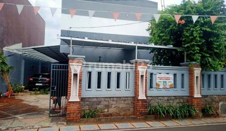 Rumah Luas 2 Lantai Plus Kolam Renang Dalam Komplek Duren Sawit Jakarta Timur