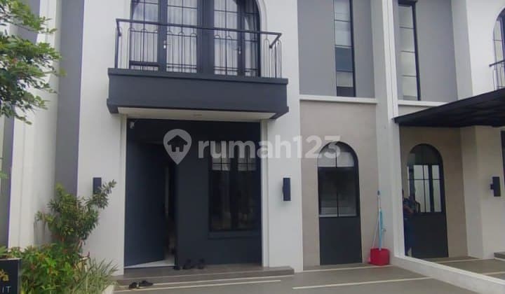 Rumah2 Lantai Dalam Cluster Cibubur Jakarta Timur