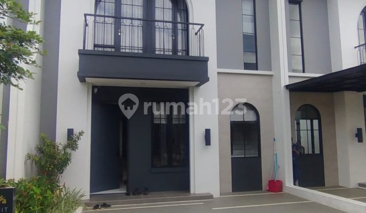 Rumah2 Lantai Dalam Cluster Cibubur Jakarta Timur