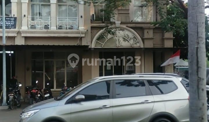 Ruko Hook 3 Lantai Super Strategis Dalam Perumahan Grand Galaxy Bekasi