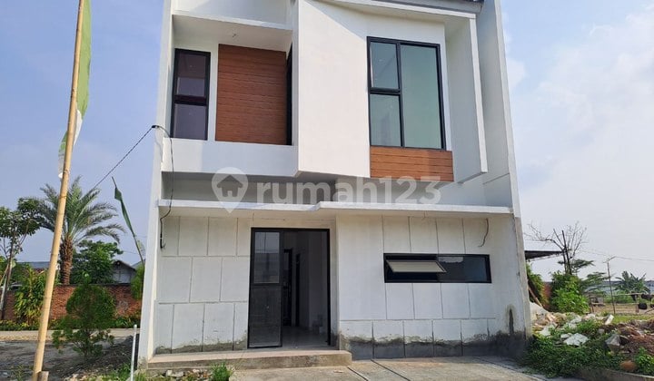 Cluster 2 Lantai Syariah Promo Kemerdekaan Pinggir Jalan Babelan