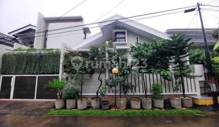 Rumah 2Lantai Semi Furnished Jatibening Bekasi