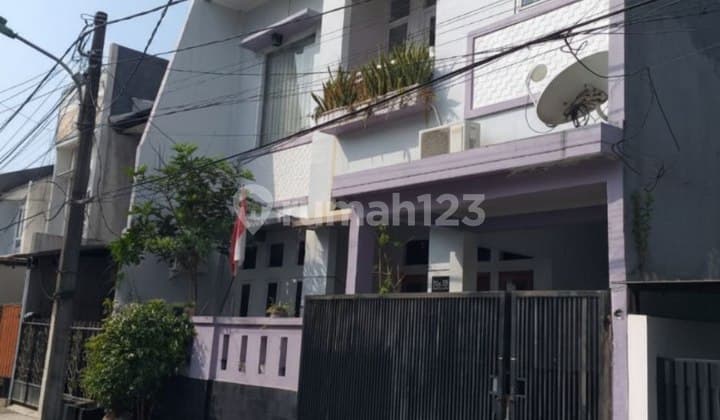 Rumah 2 Lantai Siap Hunikemayoran Jakarta Pusat