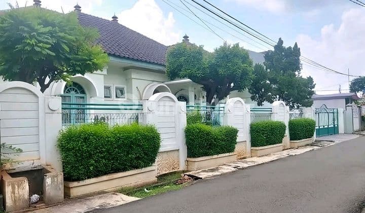 Rumah Luas 612 Mtr Asri Kokoh SHM di Pondok Kelapa Duren Sawit