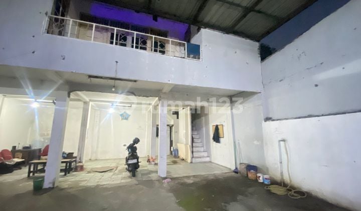 Ruko 2 LT Jalan Raya