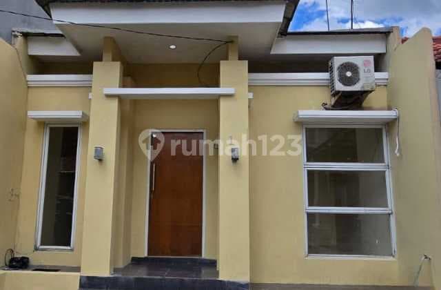 Dijua Rumah Taman Ubud Cempaka Lippo Karawaci Utara