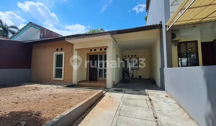 For Rent: Single-Story Kencanaloka House with Light Steel Frame.