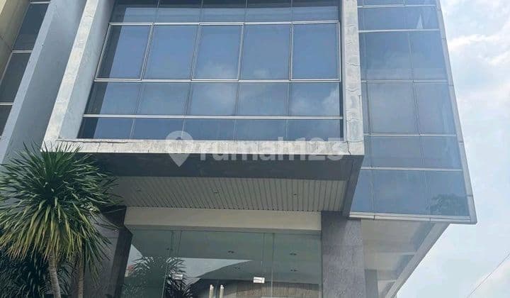 Office Building for Sale in Kebayoran Lama, South Jakarta