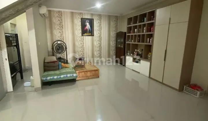 Rumah Mewah Modernland
