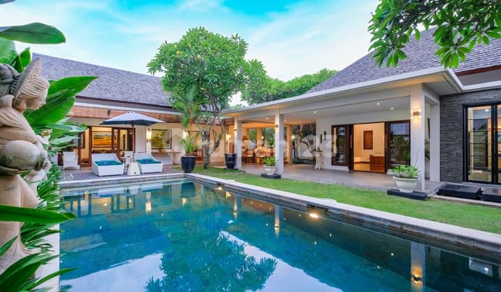 Modern Tropical Villa with Balinese Touch in Berawa