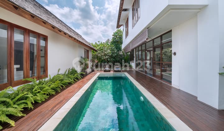 Elegant Tropical Villa in Pererenan