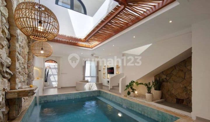 Minimalist Mediterranean Villa In Berawa Canggu
