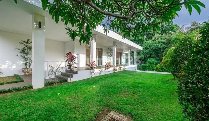 For Rent - Exclusive Tropical Villa 4 BR for Rent in Umalas