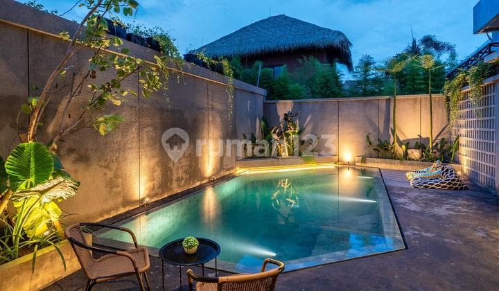 Modern Industrial Villa in 3 BR Umalas
