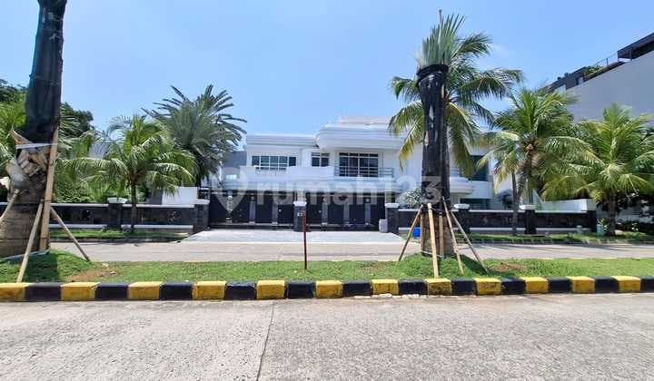 Luxury House for Rent in Pantai Mutiara, Pluit