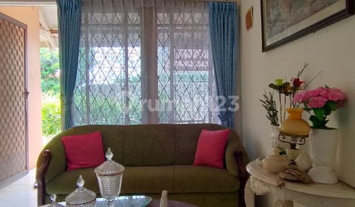 Rumah Butuh Renovasi, SHM, Dekat Pintu Tol Brigif