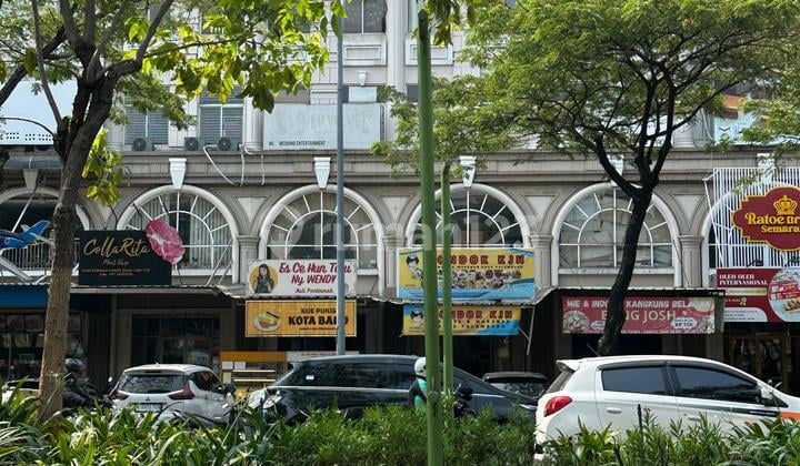 Dijual Ruko 4 Lantai Siap Pakai Hadap Jalan Raya Boulevard Green Lake