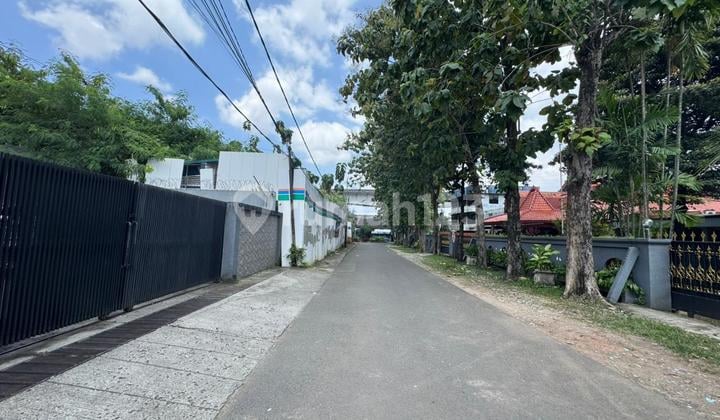 Dijual Rumah Kantor Jl2 Mobil