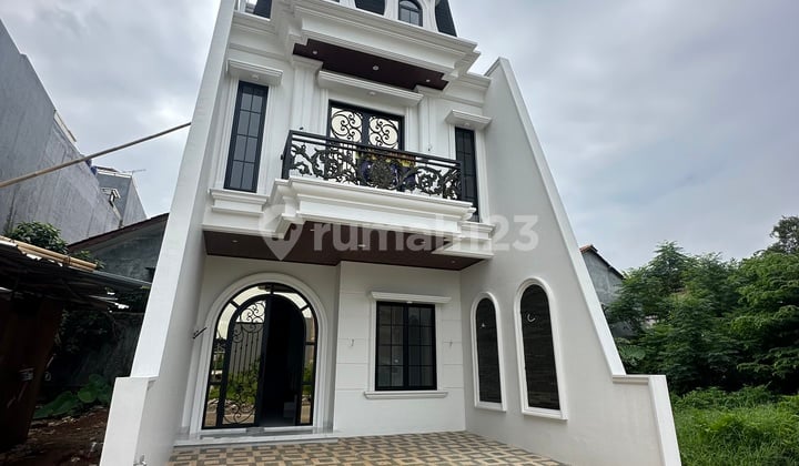 Brand New American Classic Terjangkau Di Dalam Cluster Jagakarsa