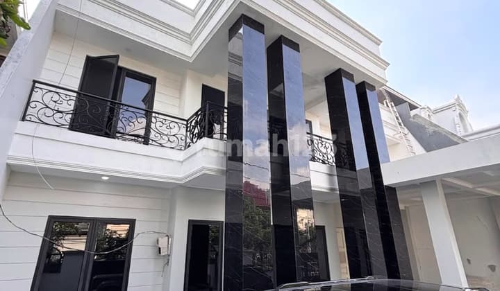 Brand New Ready to Occupy Nice Modern Area in Pondok Indah