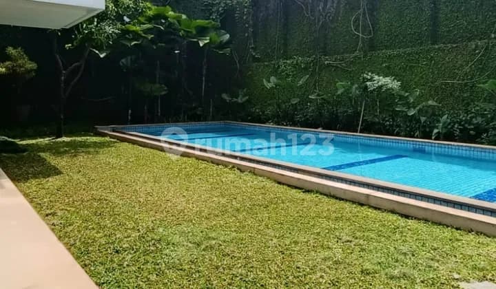For Sale Rumah 2 Lantai Siap Huni Di Patal Senayan Dengan Swimming Pool Dan Taman Luas