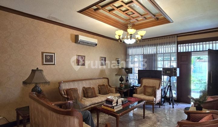 Rumah 1 Lantai Dekat Kertanegara Lokasi Tenang