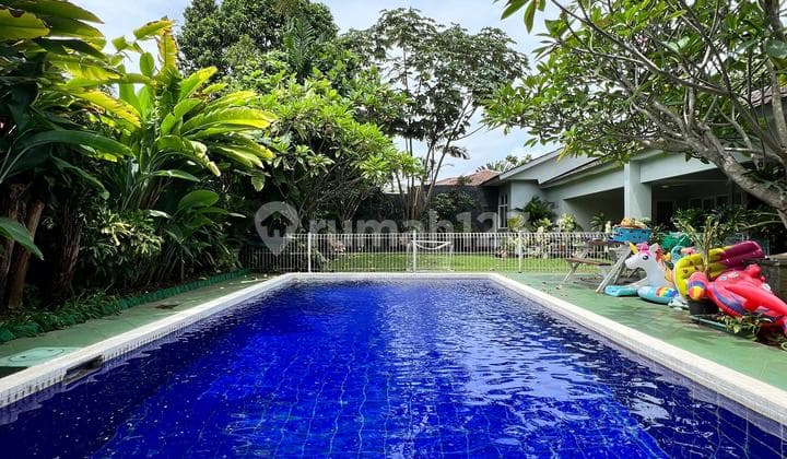 Kemang Best Price Rumah 1 Lantai dengan Swimming Pool & Taman Luas