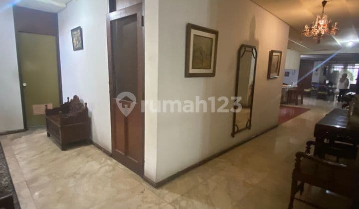 Rumah Lama Dalam Komplek Simprug Golf Cocok Dibangun Ulang Harga Menarik