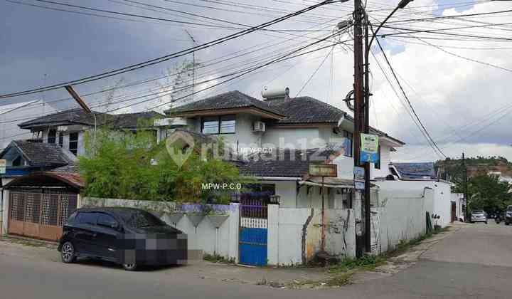 Rumah Nyaman Posisi Hook di Perumahan Tiban Kencana Dijual