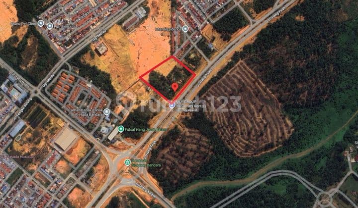 Lahan Jalan Utama seberang Bandara Hang Nadim Arah ke Batu Besar