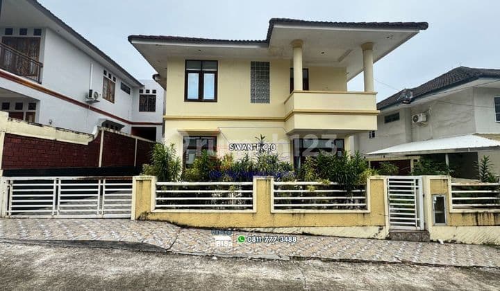 2-Story Single House in Lucky View near Grand Batam for Sale
