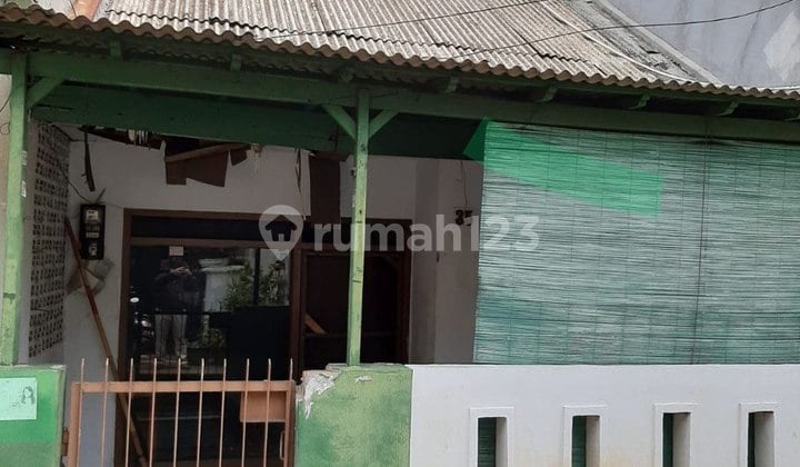 Rumah Tua Itung Tanah di Gelong Tomang Jakarta Barat
