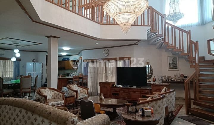 Rumah dalam komplek elite Lebak Bulus Cilandak Jakarta Selatan