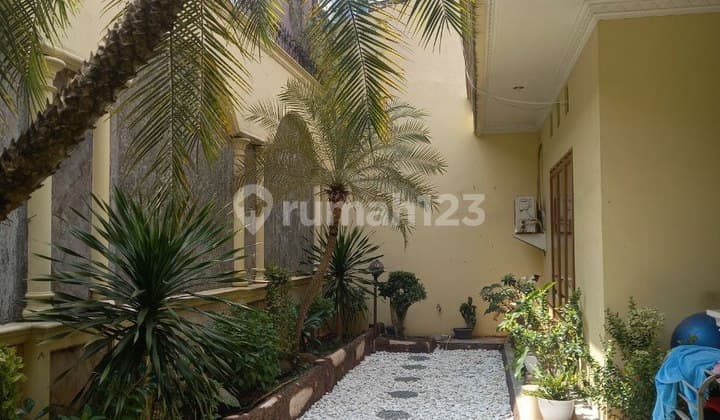 Rumah Secondary Cantik 2 Lantai Di Pondok Kelapa Jakarta Timur