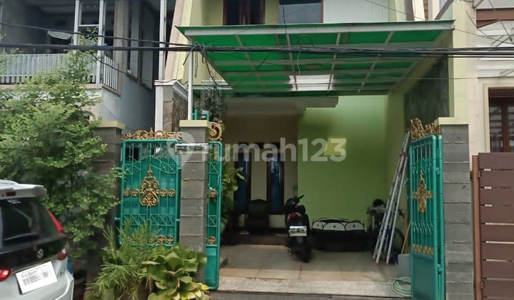 Rumah Komplek 2.5 Lt Di Pondok Kelapa Duren Sawit Jakarta Timur