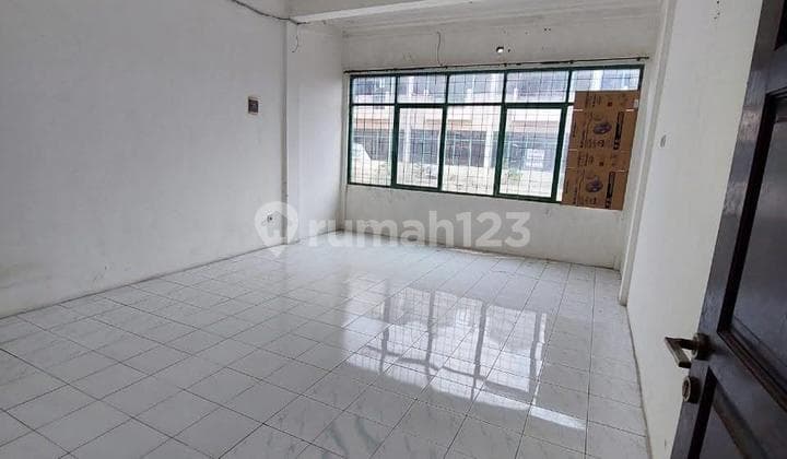 CN32 DISEWAKAN RUKO 3 LT SIAP PAKAI BAGUSS STRATEGIS MURAH POLL DI PENGAMPON SQUARE