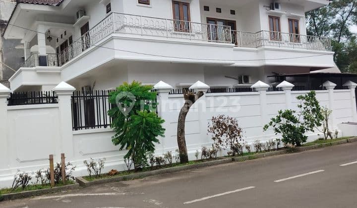 Dijual Cepat Rumah Mewah di Kompleks D P R D Ciracas Jaktim