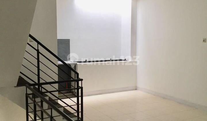 Dijual Cepat! Ruko Bulevard Hijau - Lokasi Strategis & Cocok Segala Jenis Usaha