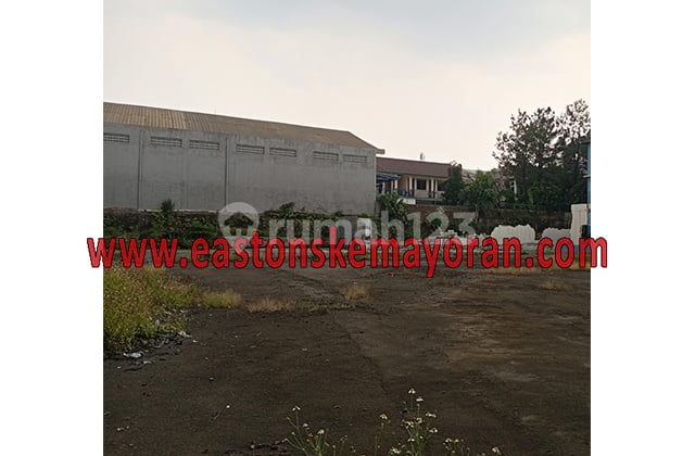 Disewakan Gedung Cibinong