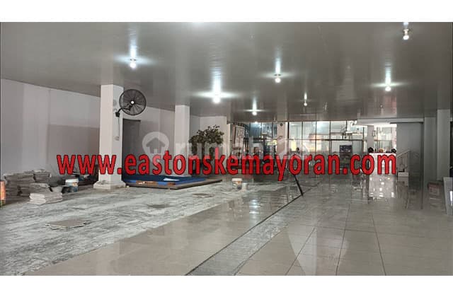 Disewakan Gedung Serengan