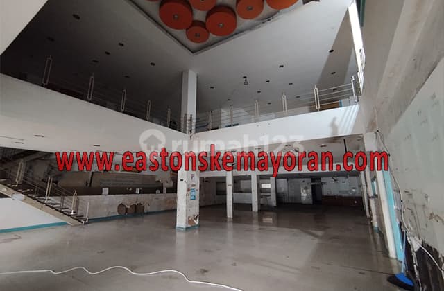 Disewakan Bangunan Senen