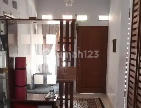 Rumah Cocok Untuk Dijadikan Usaha Kost2an, Siap Pakai di Bintaro