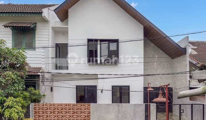 Dijual Rumah Baru Arcamanik Free Kitchen Set