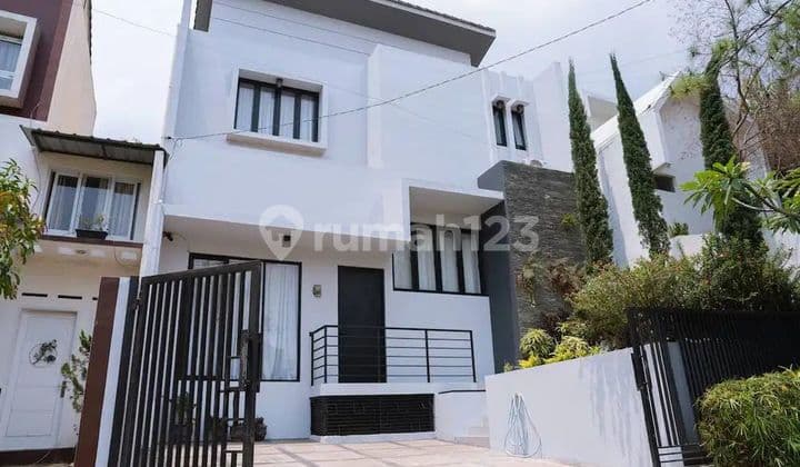 Rumah Setiabudi Terrace Cipaku Bandung Dekat Upi Furnished